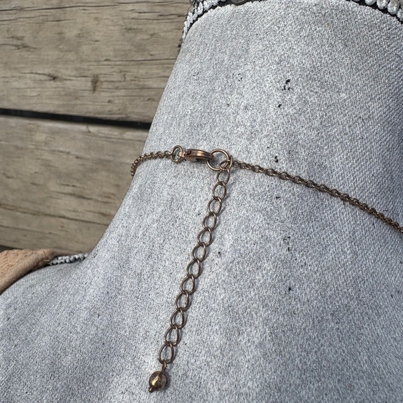 Boho Layered Shell Disc Necklace - Picture 7 of 7